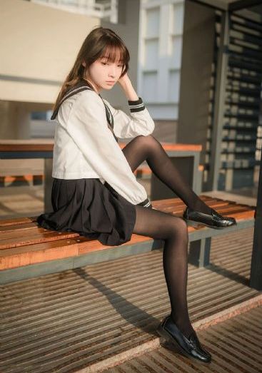 兄妹偷情生孩子-手机迅雷全集免费播放